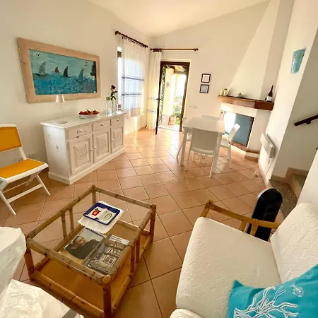 Vakantiehuis Casa Paradiso - Seaview & Short Walk To