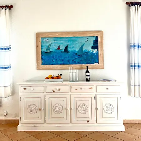 Feriehus Casa Paradiso - Seaview & Short Walk To